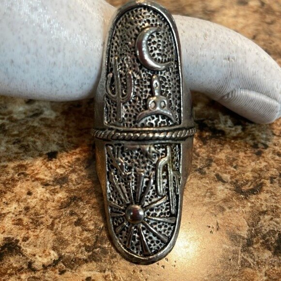 Intricate‎ Silver tone women Statement Ring size 6 - Picture 5 of 7